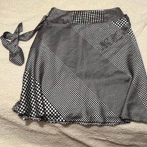 Polka dot a line skirt with belt